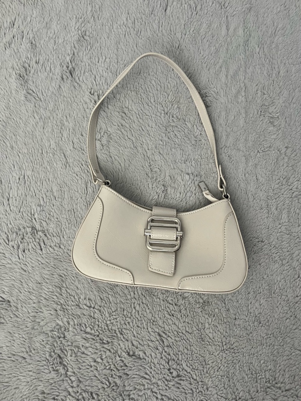 Minimalist Cream Shoulder Bag with Silver Buckle
